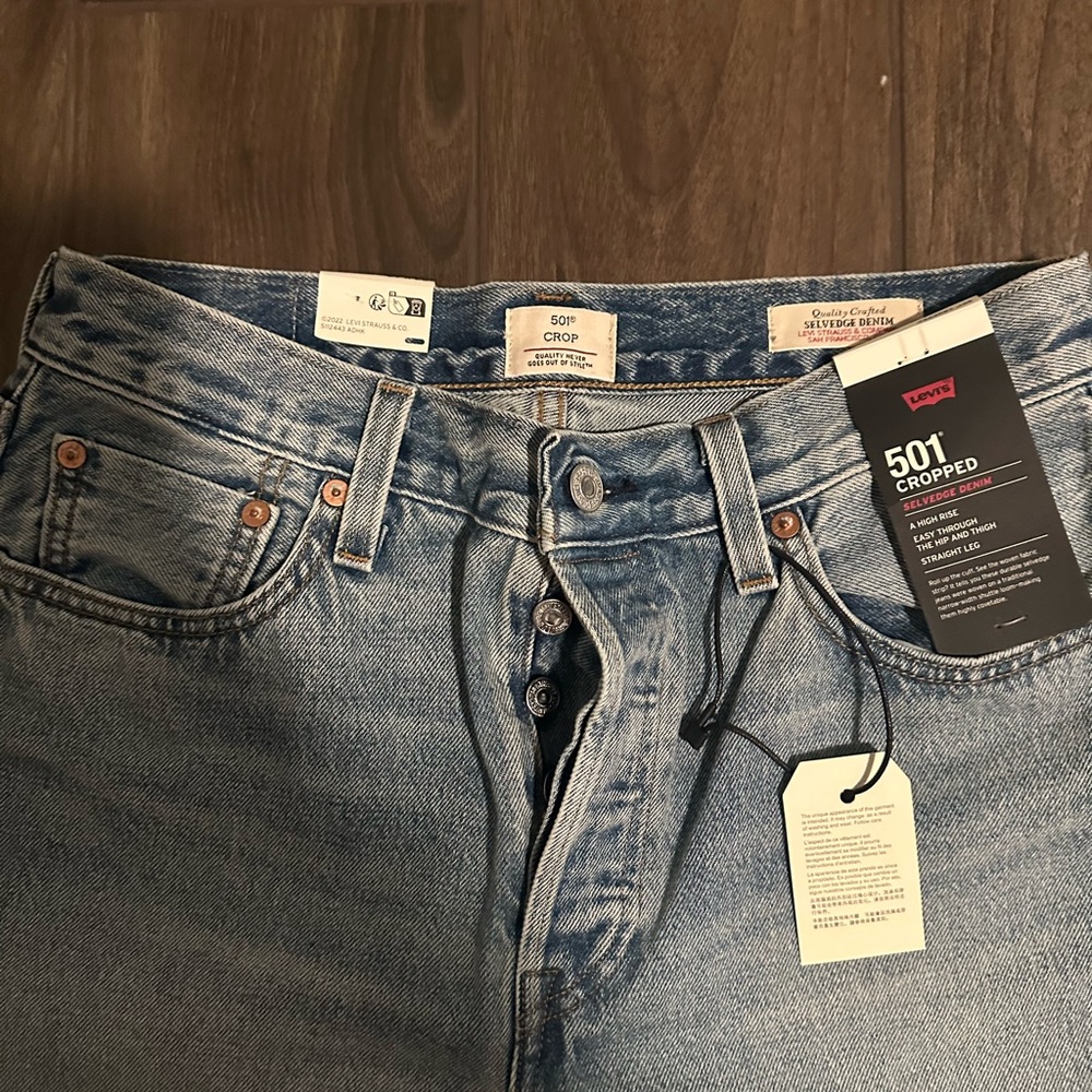 Levi's 501 Cropped Women’s Selvedge Jeans - Light Blue Denim Color-What Time.